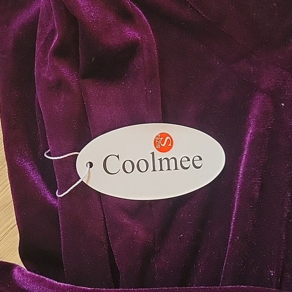 Beautiful dress - Picture 4 of 4